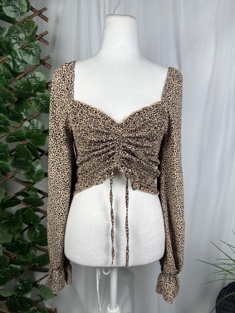 Leopard Print Ruched Tie-Front Long Sleeve Top - Beige/Black